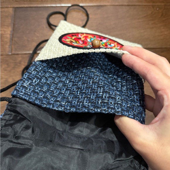 Chinese-Style Purse - Picture 4 of 4